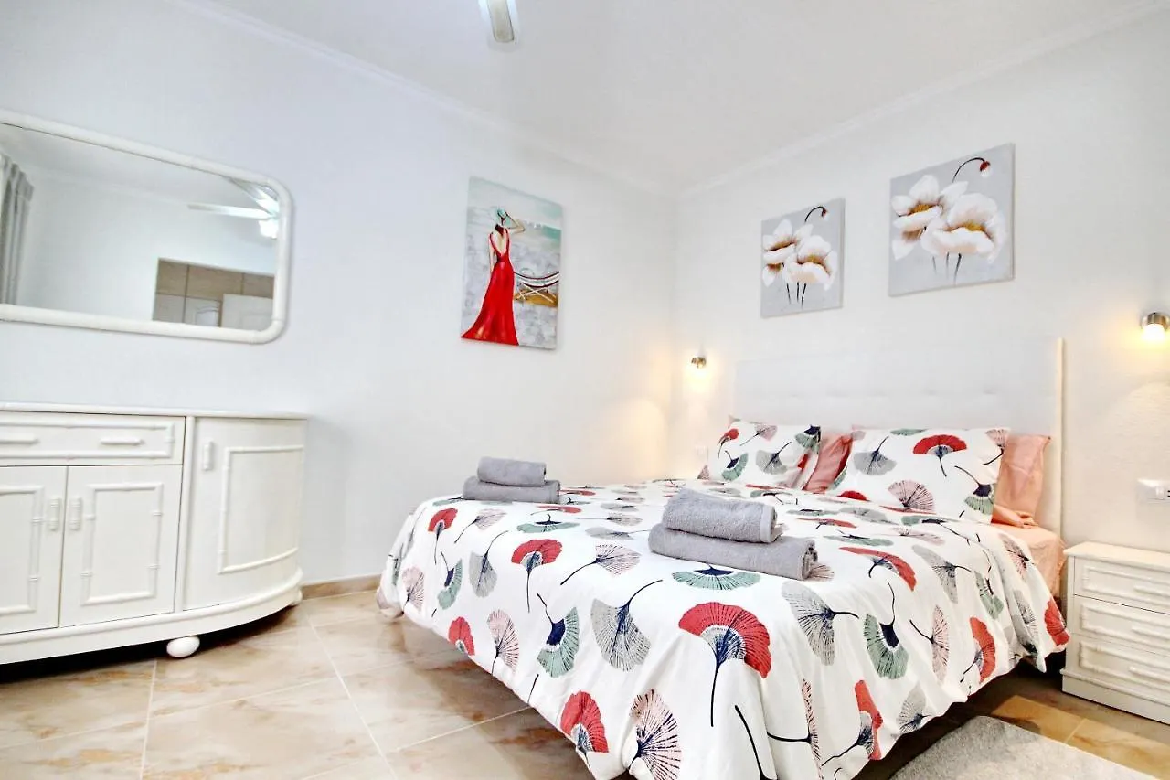 Cozy Townhouse With Ocean Views In Costa Adeje Apartment  Costa Adeje (Tenerife)