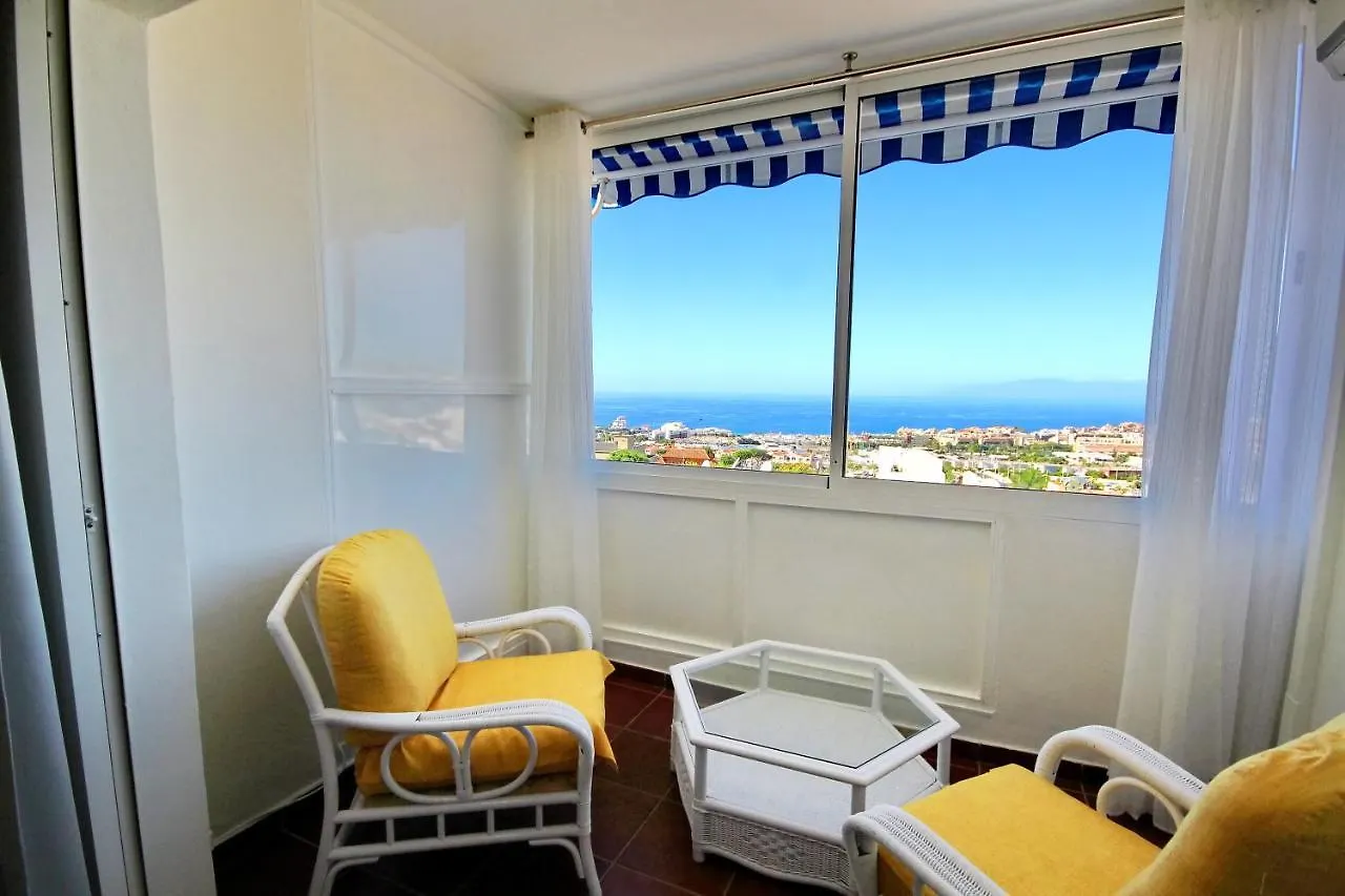 Cozy Townhouse With Ocean Views In Costa Adeje Apartment