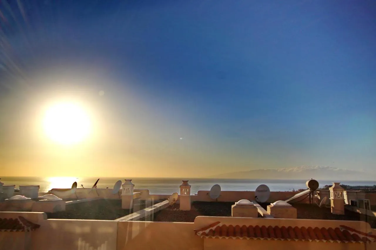 דירות Cozy Townhouse With Ocean Views In Costa Adeje  אדחה